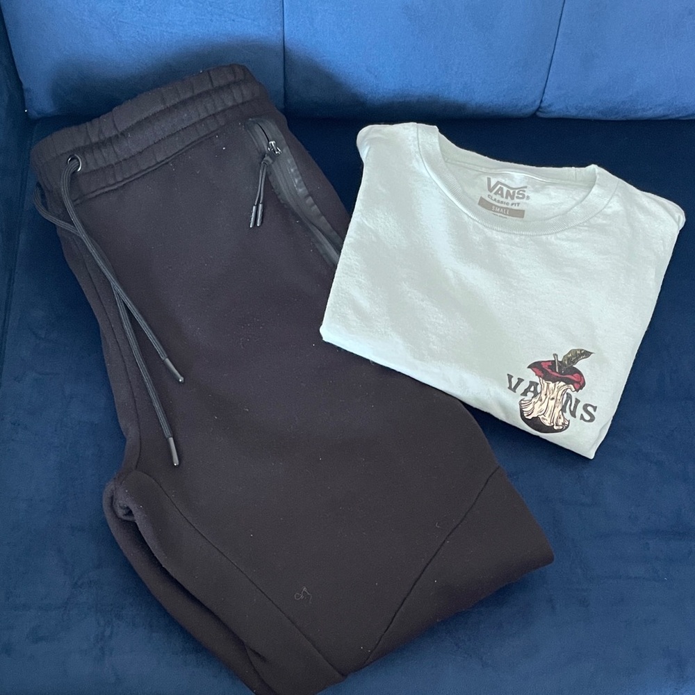 Vans White Tee and Black Joggers Combo